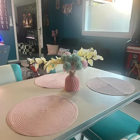 Retro Chic Avec En Terrasse Apartment *