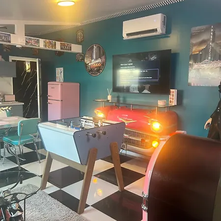 Apartment Retro Chic Avec En Terrasse