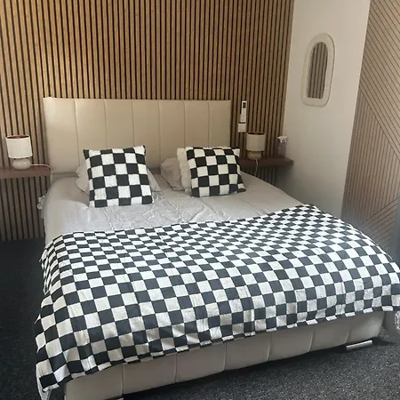 Retro Chic Avec En Terrasse Apartment Biache-Saint-Vaast