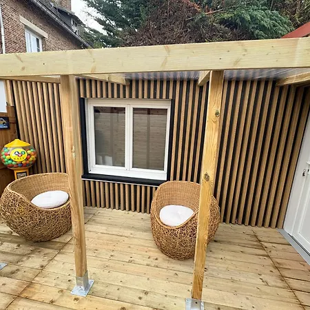 Retro Chic Avec En Terrasse Apartmán